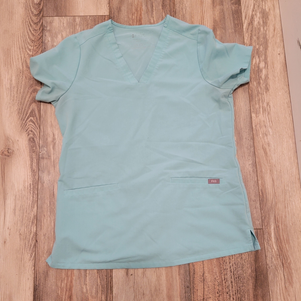 FIGS Fresh Aqua Scrub Top